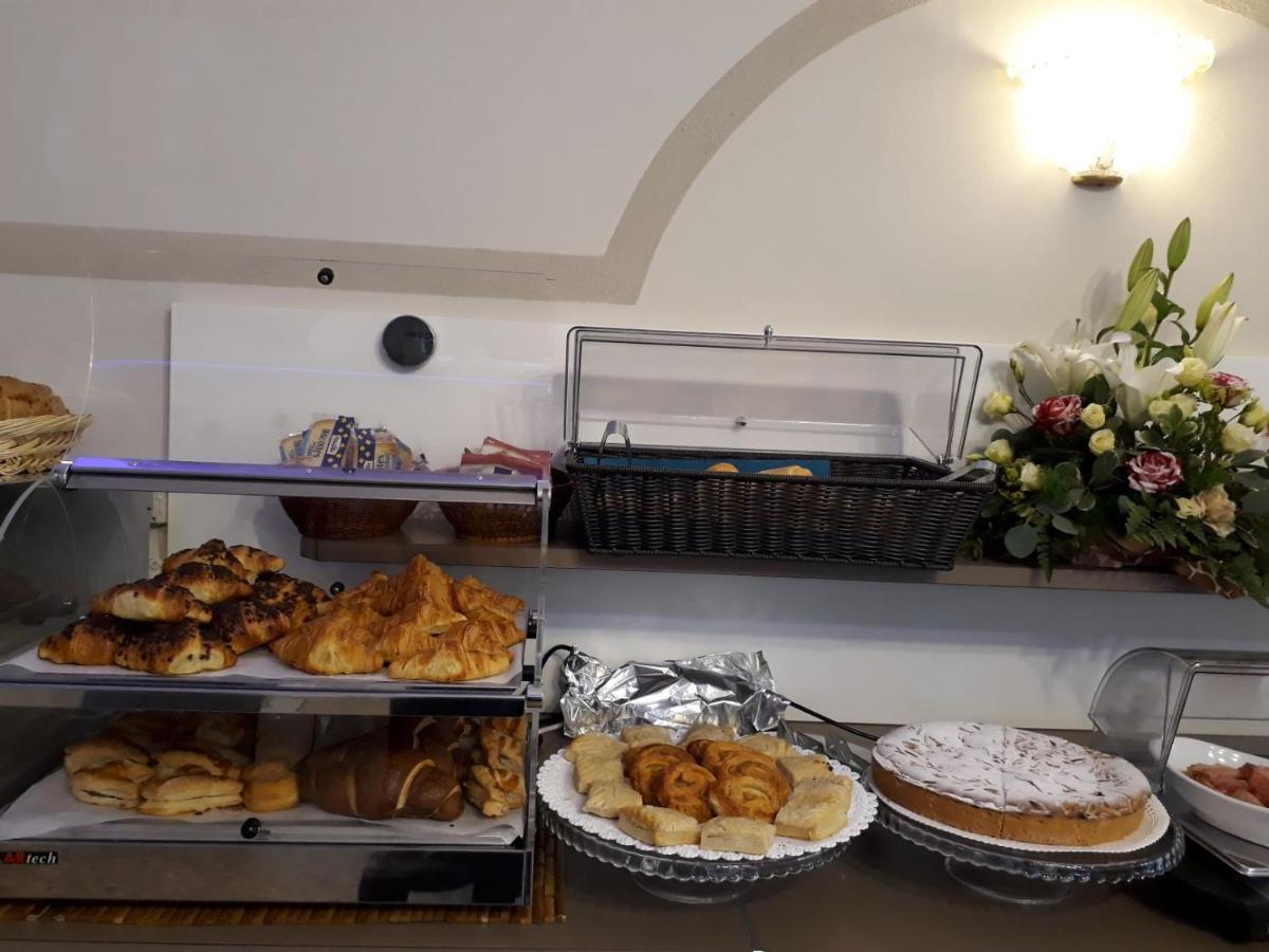 Hotel Atenea Golden Star 卡奥莱 外观 照片