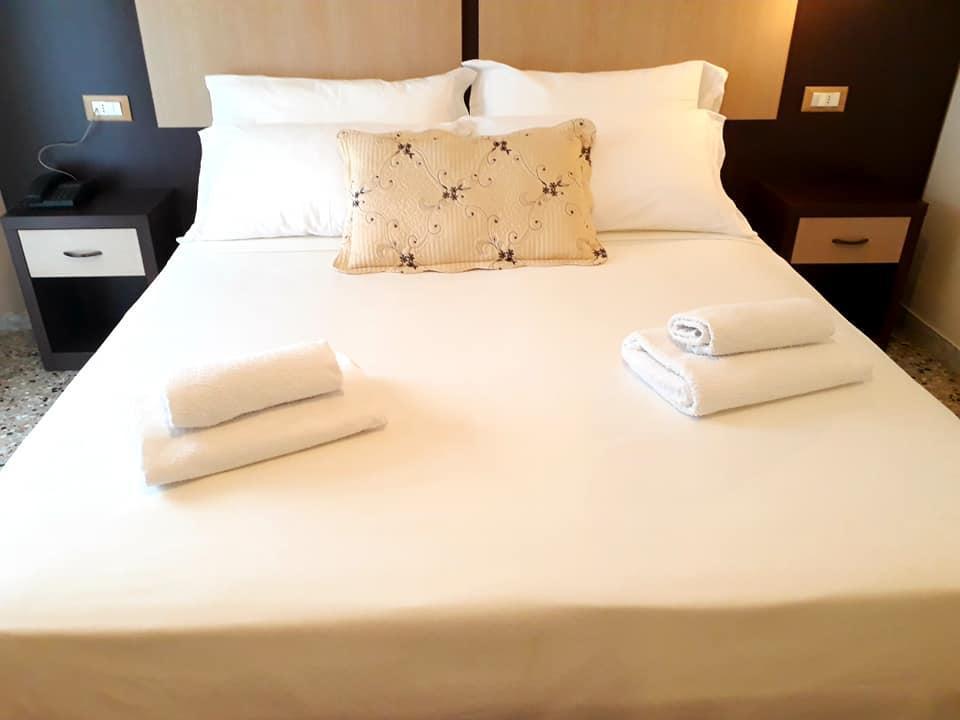 Hotel Atenea Golden Star 卡奥莱 外观 照片